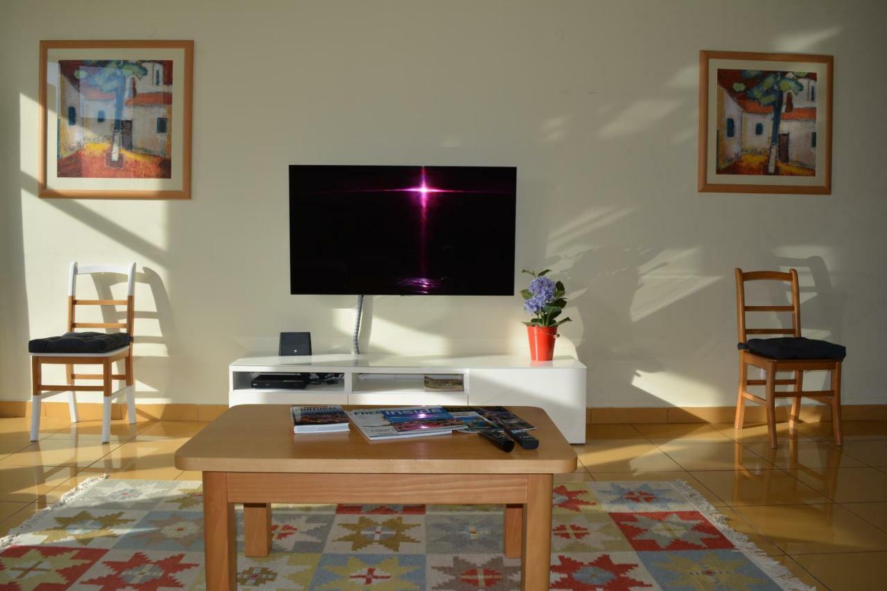 Marina De Albufeira Orada Resort - 2-Bed Apartment With Huge Pool Exterior photo