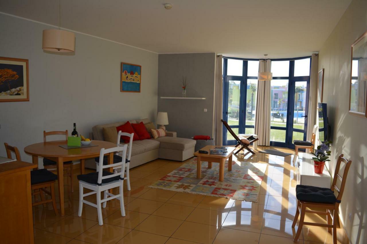 Marina De Albufeira Orada Resort - 2-Bed Apartment With Huge Pool Exterior photo